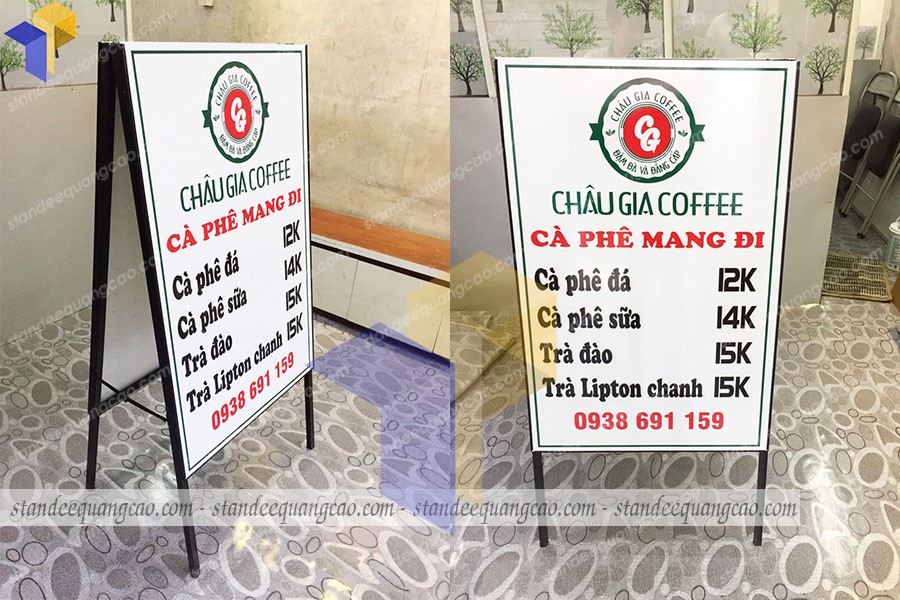 standee A