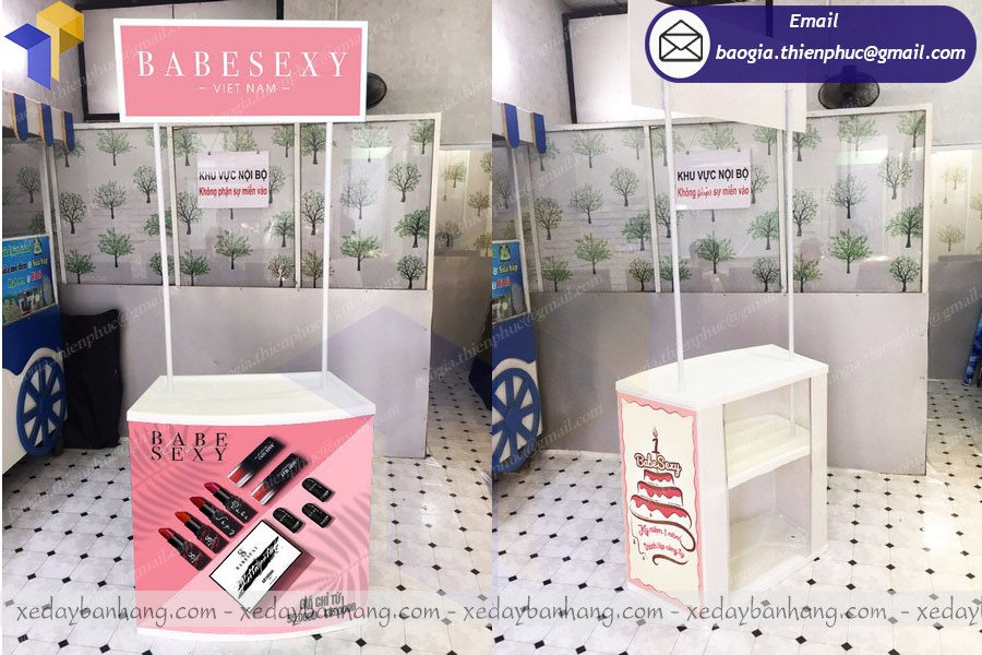 booth nhựa siêu thị